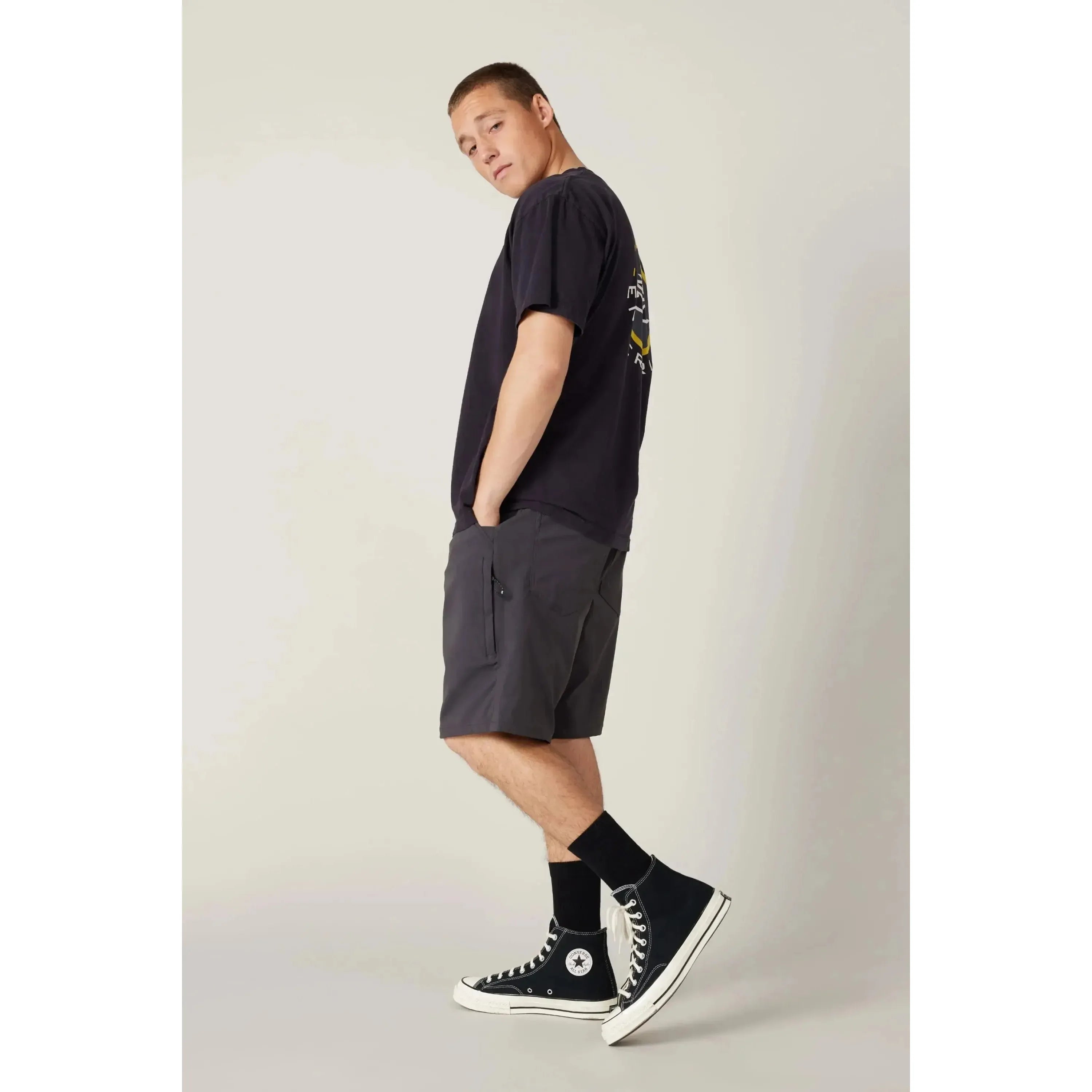 686 Men's Everywhere Hybrid Short - Relaxed Fit-Killington Sports