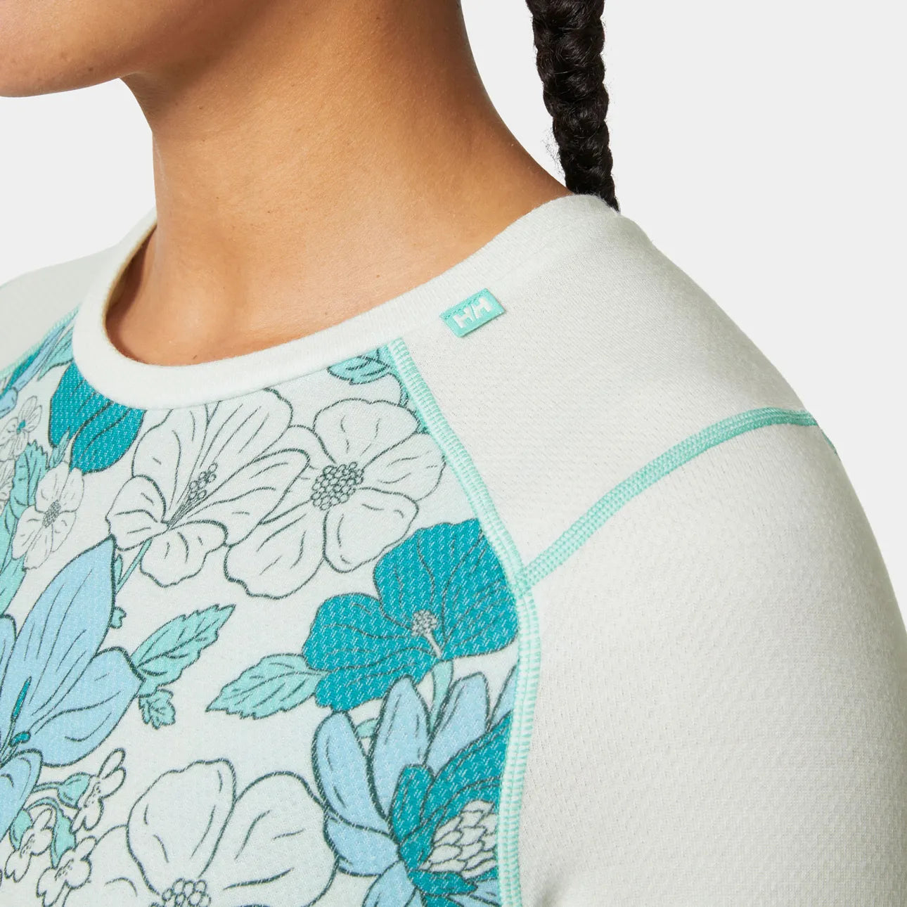 Helly Hansen Women’s LIFA® Merino Midweight Graphic Long-Sleeve Crew Base Layer-Killington Sports