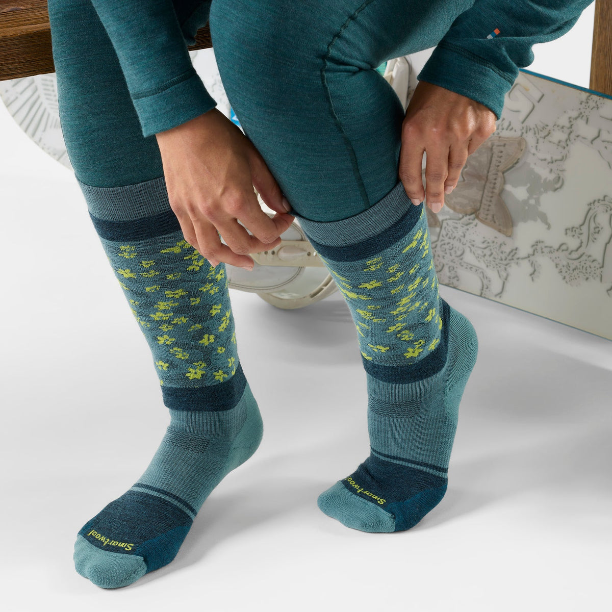Smartwool Women's Snowboard Targeted Cushion Wild Blossom OTC Socks-Killington Sports
