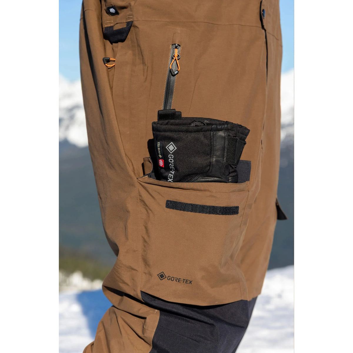 686 Men's GORE-TEX Dispatch™ Shell Bib-Killington Sports