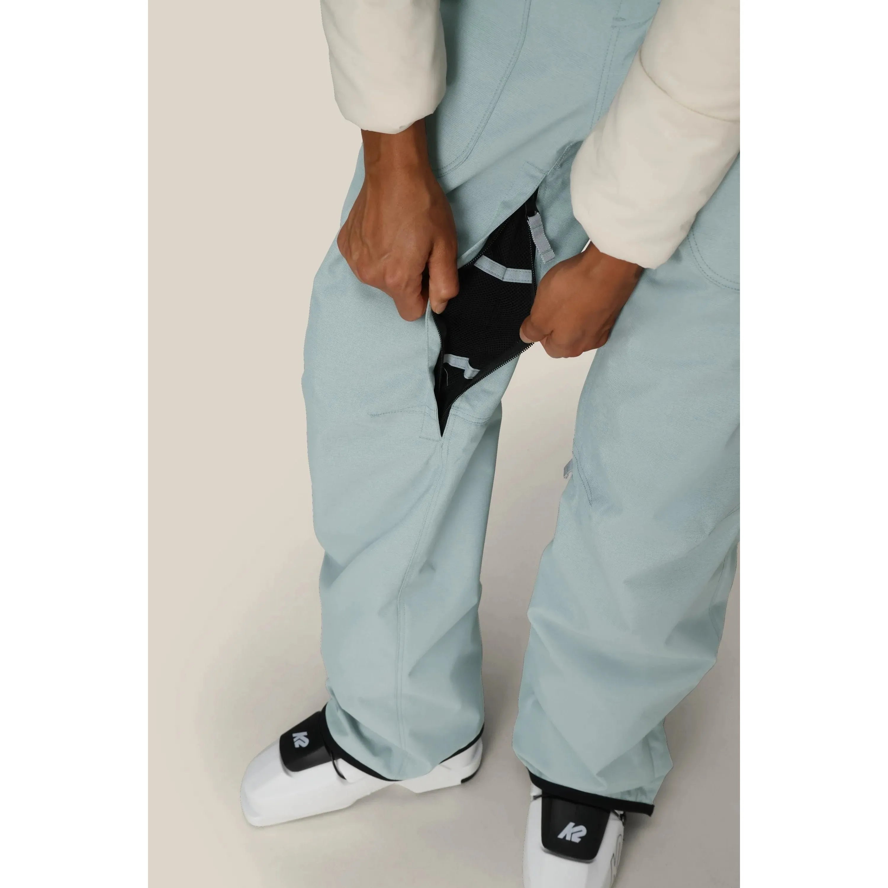 686 Women's Black Magic Insulated Bib-Killington Sports