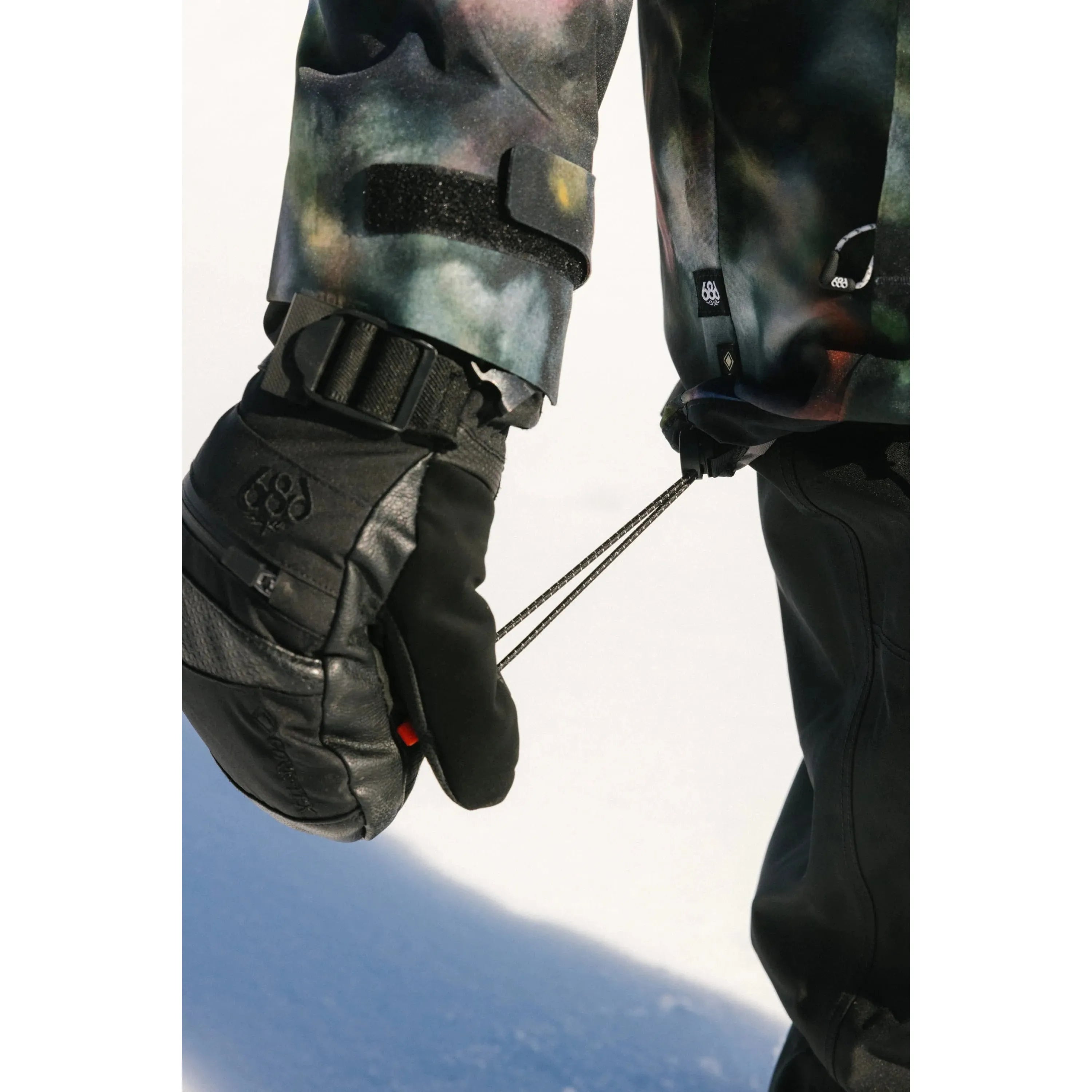 686 Women's Gore-Tex Skyline Thermagraph Jacket-Killington Sports