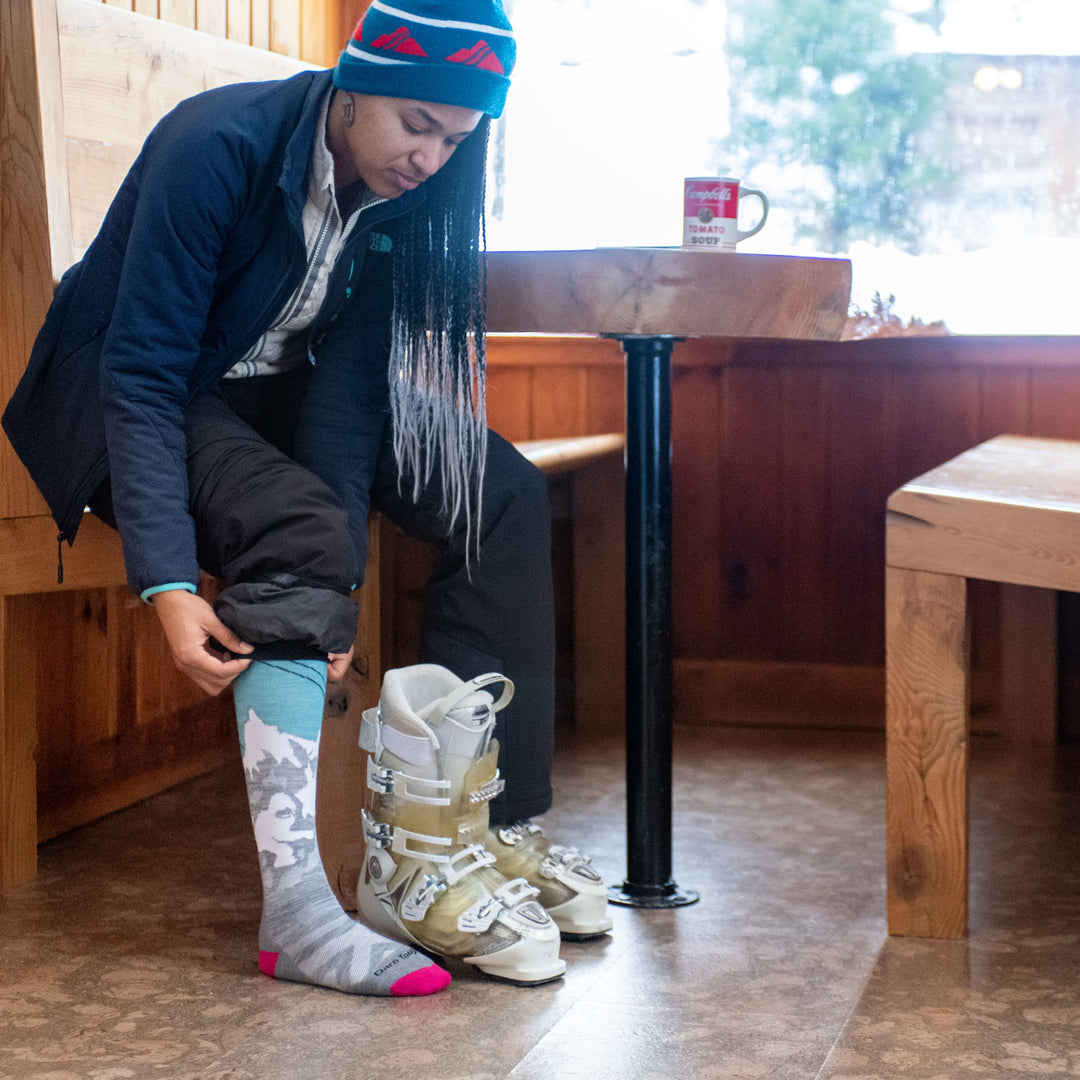 Darn Tough Women's Yeti Over-the-Calf Midweight Ski & Snowboard Sock-1827-Killington Sports