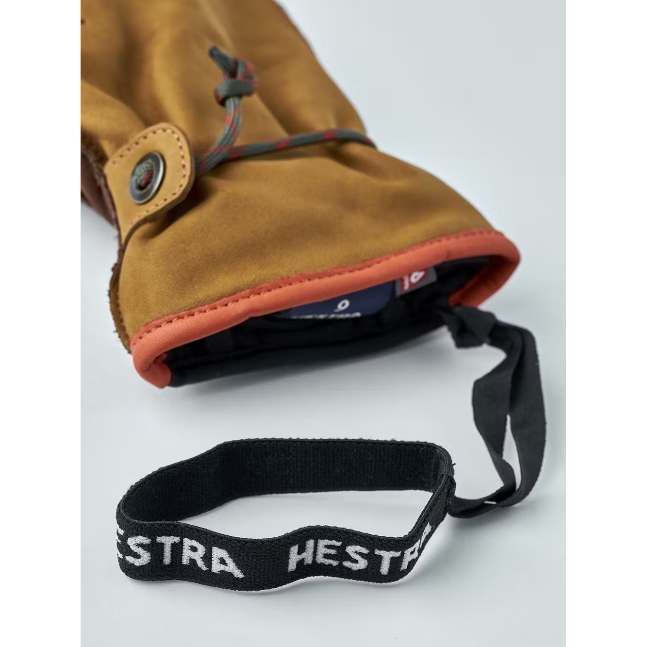 Hestra Wakayama Mitt-Killington Sports