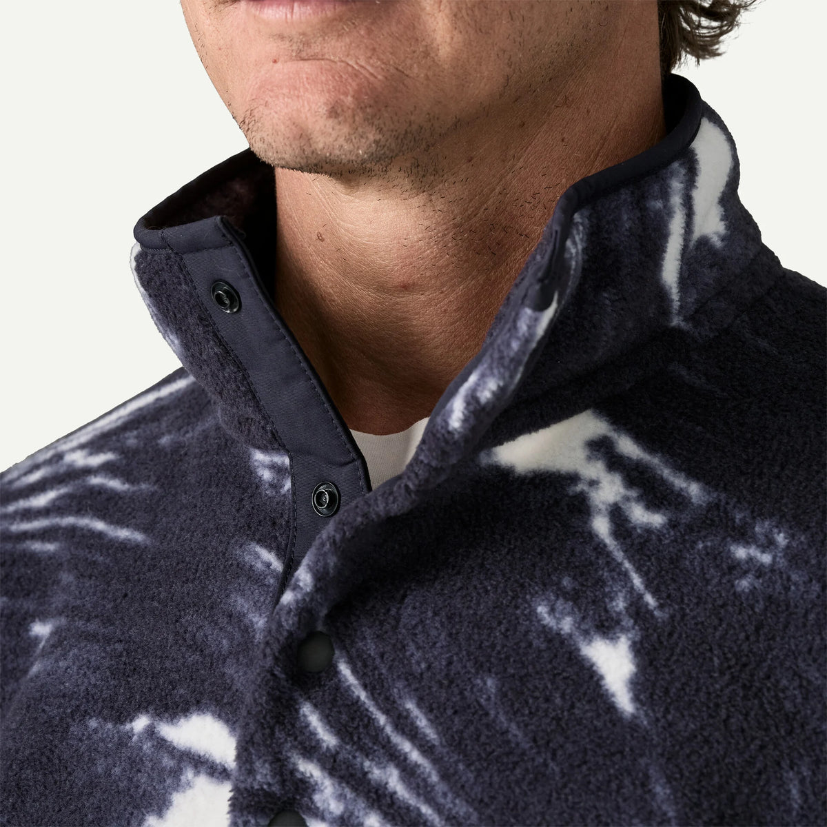 Patagonia Men's Lightweight Synchilla® Snap-T® Fleece Pullover-Killington Sports