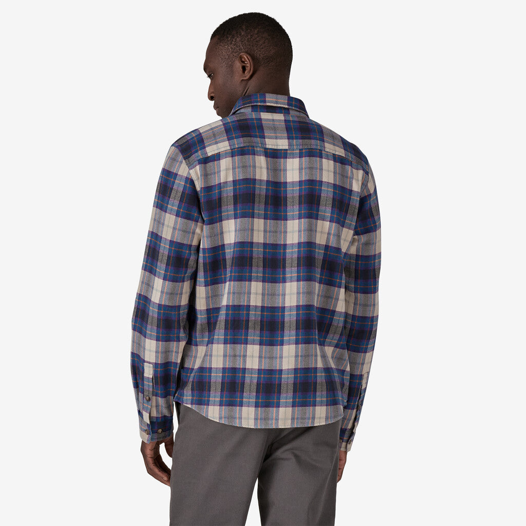 Patagonia Men's Long-Sleeved Lightweight Fjord Flannel Shirt-Killington Sports