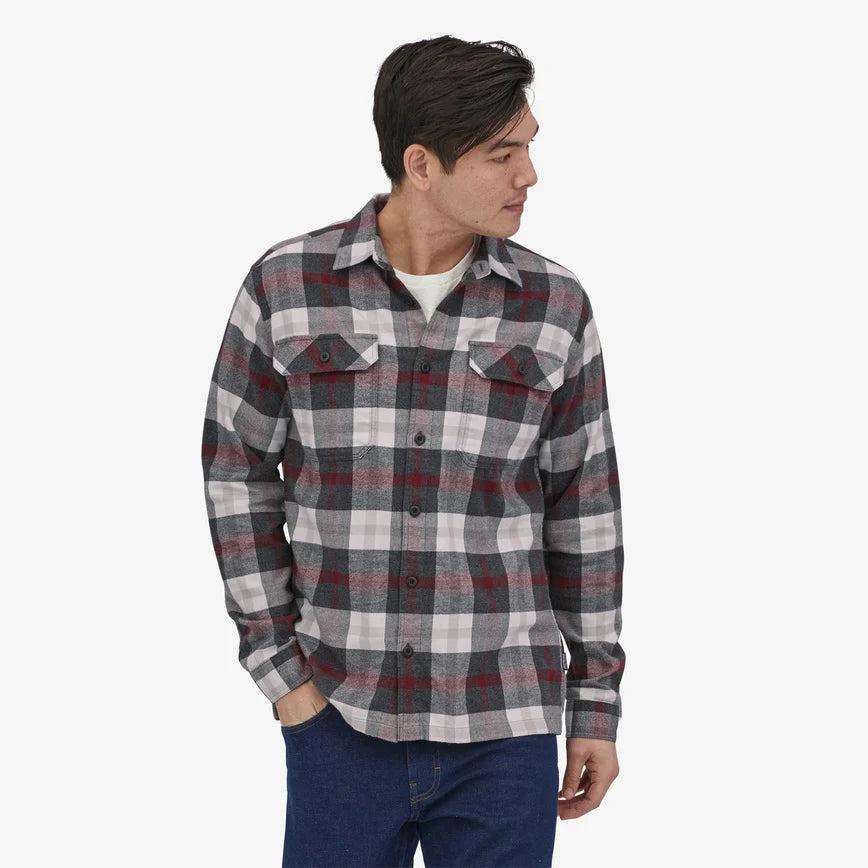Patagonia Men's Long-Sleeved Organic Cotton Midweight Fjord Flannel-Forage: Ink Black-Killington Sports