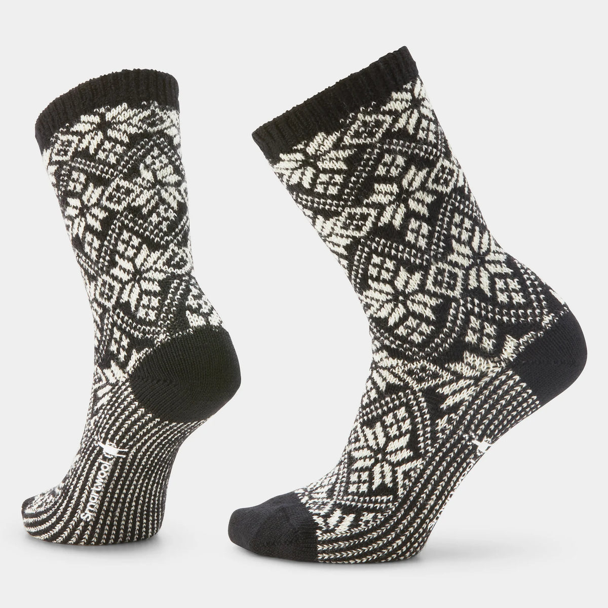 Smartwool Women's Everyday Cozy Traditional Snowflake Crew Socks-Black-Killington Sports